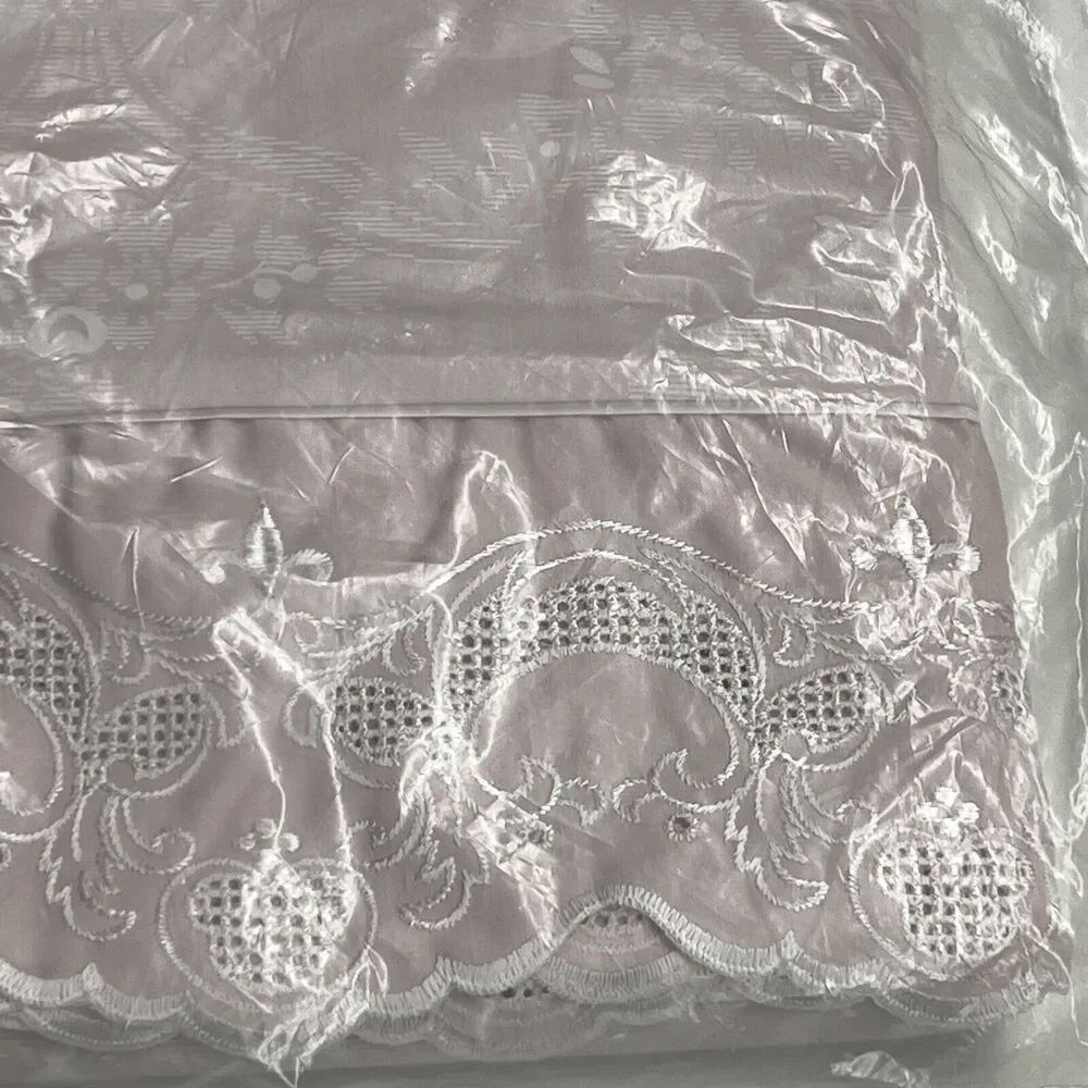 Cannon Royal Family Court of Versailles‎ Embroidered Full Flat Sheet Blush Pink